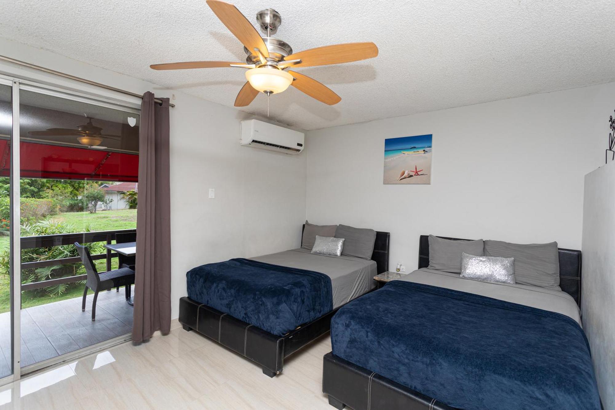 Montego Bay Club Apartments Esterno foto