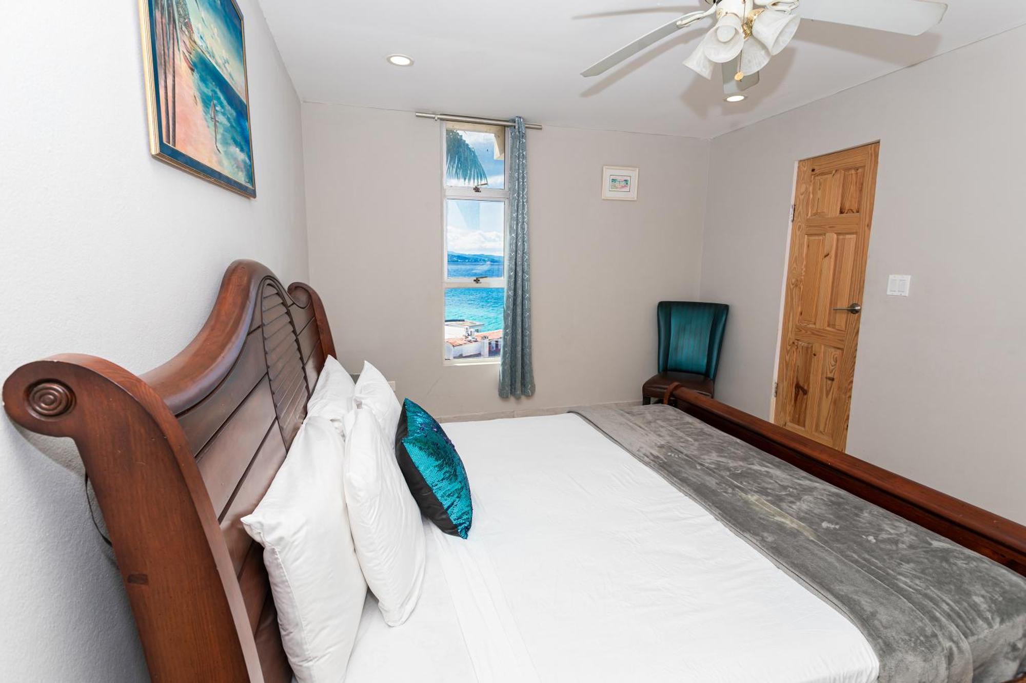 Montego Bay Club Apartments Esterno foto