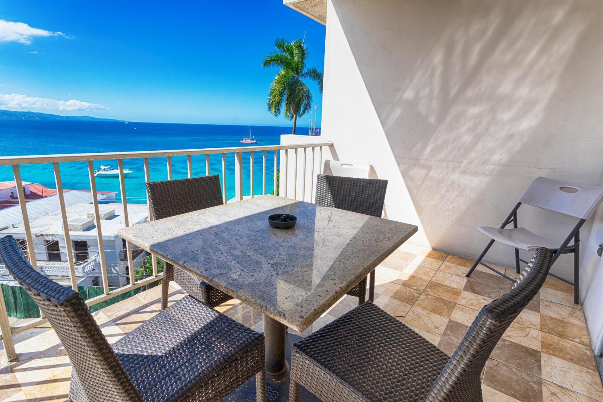 Montego Bay Club Apartments Esterno foto