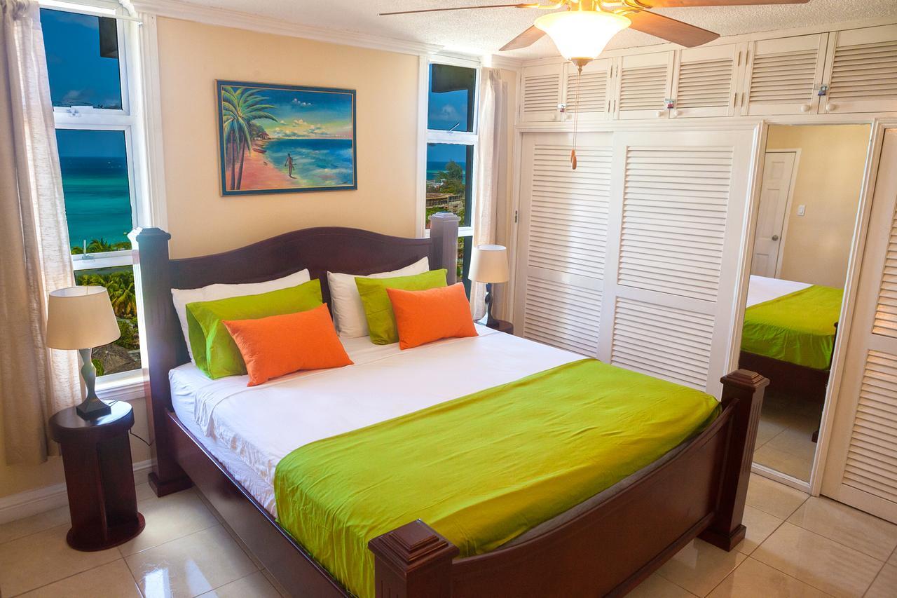 Montego Bay Club Apartments Esterno foto